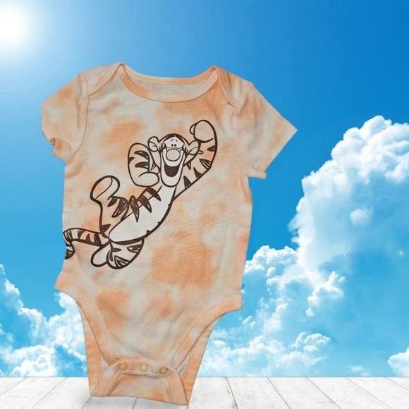 Disney / Jumping Beans 9m Bodysuit Onesie Boys Tigger One Piece - Picture 1 of 1